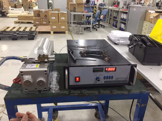 Bağlayıcı Terminal Lehimleme Ultrasonik Tel Yapıştırma Makinesi 20Khz 4000w Yeni Ultrasonik Teknoloji Tarafından